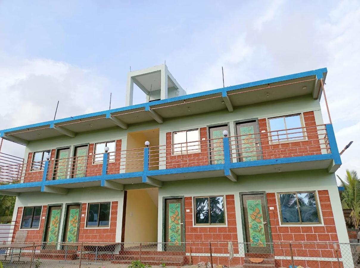 Shree Vighnaharta Cottage Alībāg Eksteriør bilde